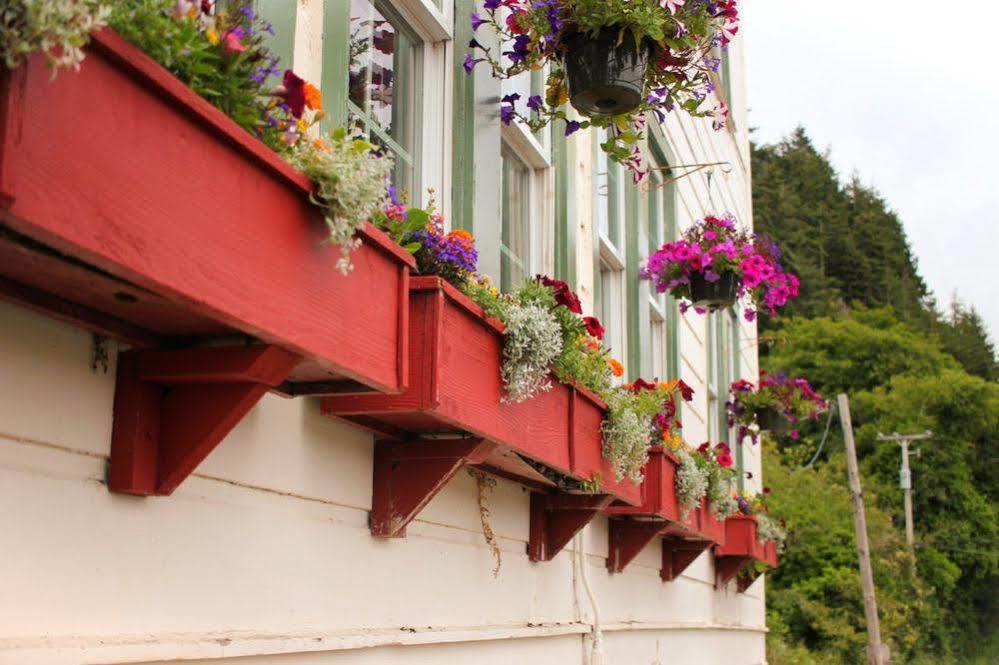 The Historic Requa Inn Klamath Dış mekan fotoğraf